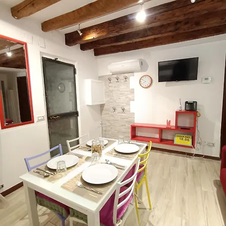 Apartmán Briani Courtyard *